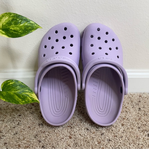 🐊 Crocs - Picture 4 of 6